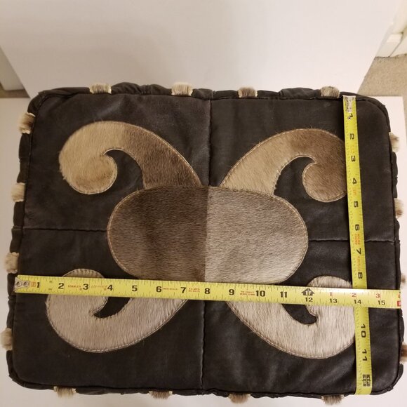 Alaska Native Indigenous Art Fur Leather Wood Footstool Authentic - Picture 16 of 17